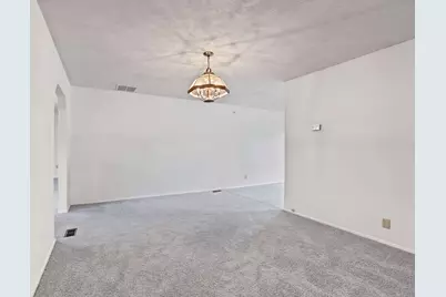 109 Delcourt Drive, Springfield, OH 45506 - Photo 15
