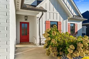 1427 Legacy Ct, Troy, OH 45373 - Photo 5