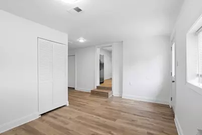 2224 Brandt Pike, Dayton, OH 45404 - Photo 7