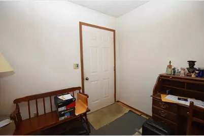 905 Hilltop Drive, Bellefontaine, OH 43311 - Photo 3