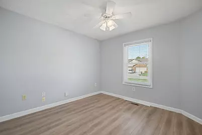760 Waldsmith Way, Vandalia, OH 45377 - Photo 9