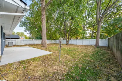 504 Kennison Avenue, New Carlisle, OH 45344 - Photo 9