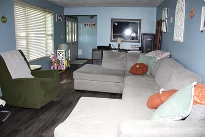 85 W Michaels Road, Tipp City, OH 45371 - Photo 5
