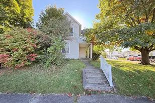 2103 Larch St, Springfield, OH 45503 - Photo 1