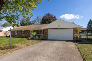 1075 Crestview Dr, Troy, OH 45373 - Photo 1