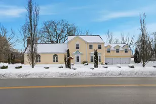 825 E McCreight Ave, Springfield, OH 45503 - Photo 1