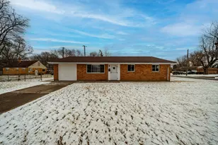16 Hillgard St, Dayton, OH 45426 - Photo 1