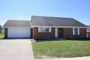 1811 St Andrews Ct, Springfield, OH 45502 - Photo 1