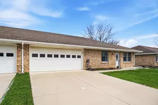 4890 W Brannan Dr, Springfield, OH 45502 - Photo 1