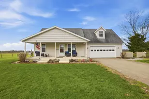281 W Jackson Rd, Springfield, OH 45502 - Photo 1
