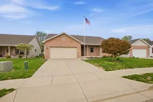 522 Northpoint Ct, Troy, OH 45373 - Photo 1