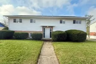 906 W Lake Ave, New Carlisle, OH 45344 - Photo 1
