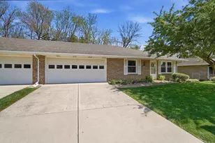4898 E Brannan Dr, Springfield, OH 45502 - Photo 1