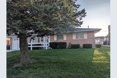 330 Brentwood Avenue, Piqua, OH 45356 - Photo 1