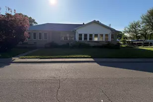 2416 Northmoor Dr, Springfield, OH 45503 - Photo 1