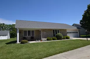 943 E Lawn Ave, Urbana, OH 43078 - Photo 1
