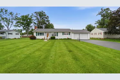402 Woodlawn Drive, Wapakoneta, OH 45895 - Photo 1