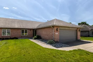 1990 Swallowtail Ct, Englewood, OH 45322 - Photo 1