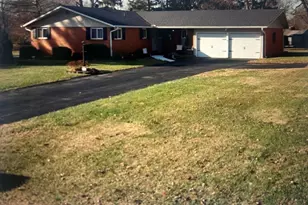 2665 Northbourne Dr, Springfield, OH 45506 - Photo 1