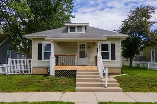831 Jefferson St, Troy, OH 45373 - Photo 1