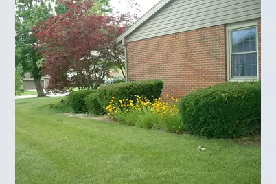 814 Aster Drive, Wapakoneta, OH 45895 - Photo 1