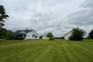 3096 Old Springfield Rd, Springfield, OH 45502 - Photo 1