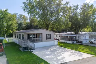 10885 Pine Cir, Lakeview, OH 43331 - Photo 1