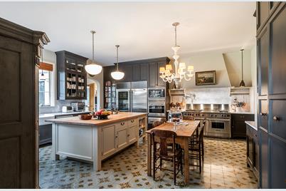 299 N Saltair Ave - Photo 5
