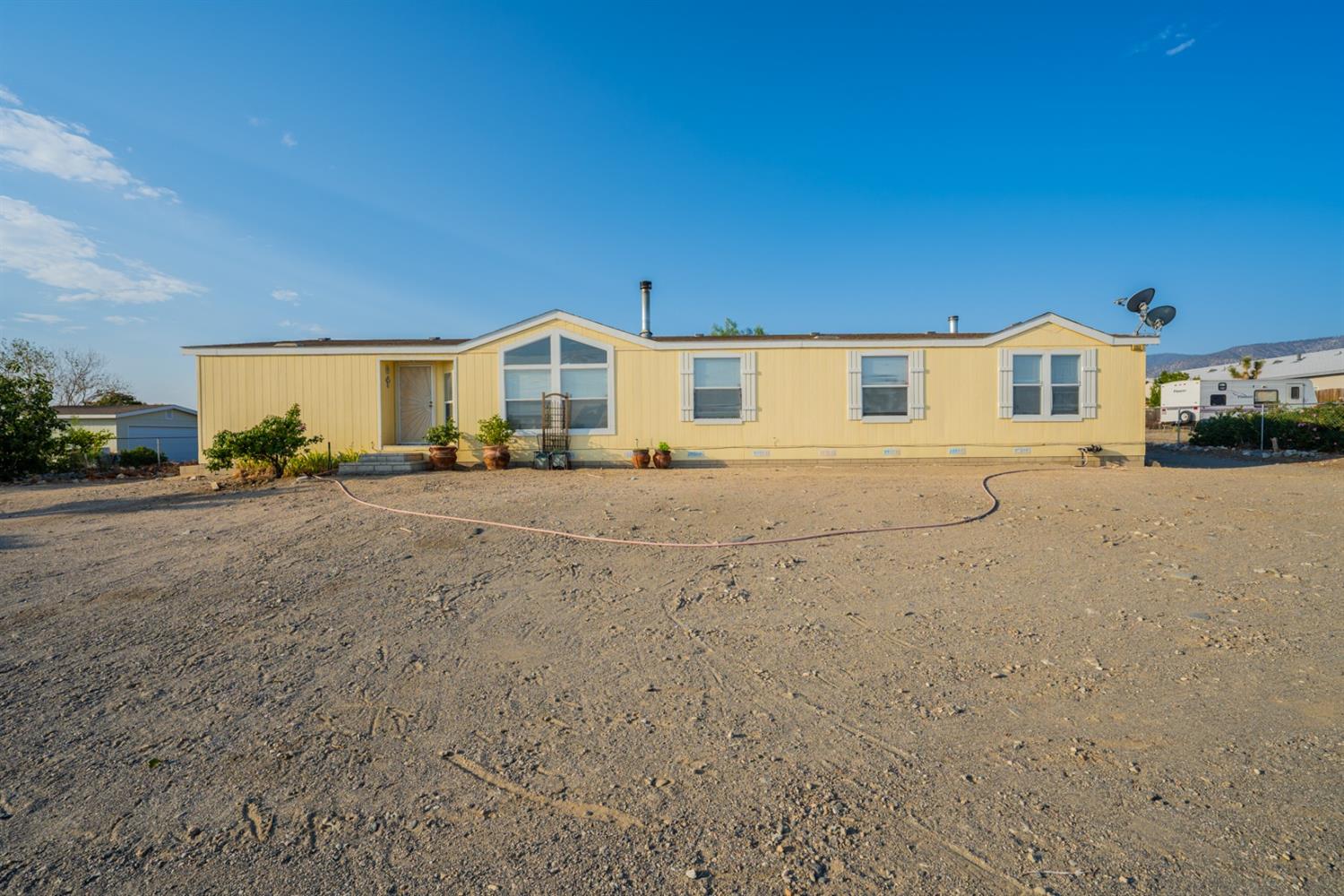 3353 Yucca Terrace Dr, Phelan, CA 92371 MLS 537119 Coldwell Banker