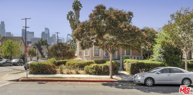 715 Douglas St, Los Angeles CA  90026-5115 exterior