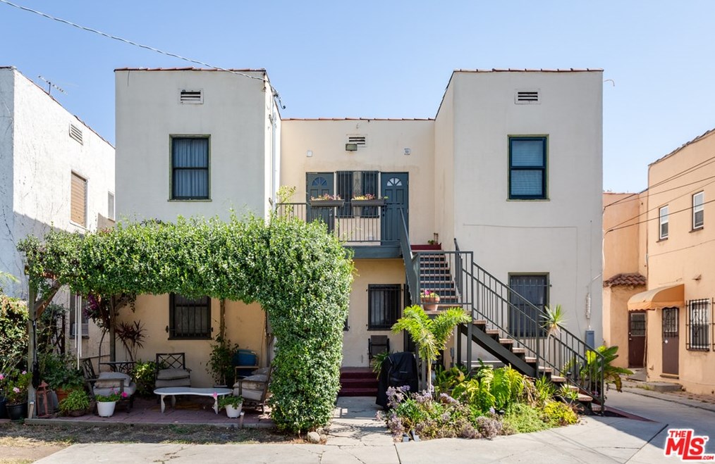 429 Spaulding Ave, Los Angeles CA  90036-2290 exterior