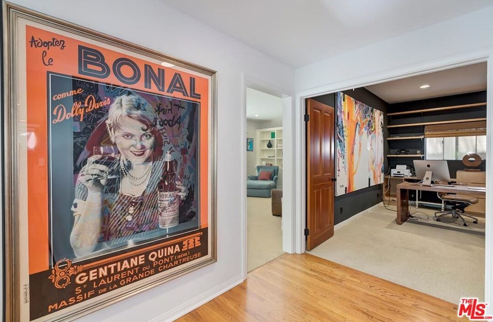 2435 Horse Shoe Canyon Rd, Los Angeles CA  90046-1541 exterior