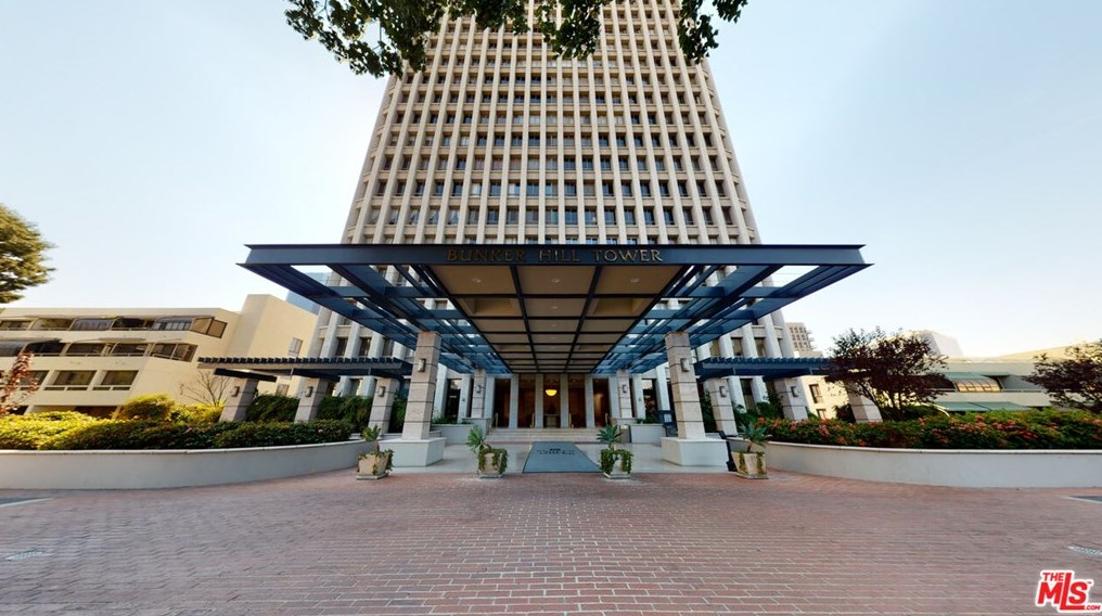 800 1st St, Los Angeles CA  90012-4311 exterior