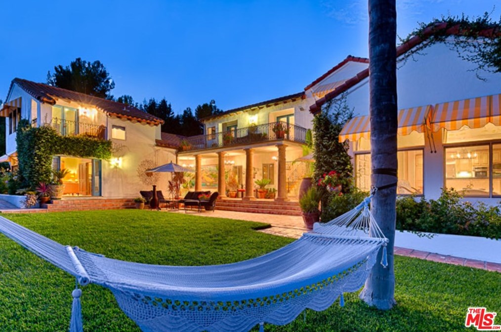 3960 Decker Edison Rd, Malibu CA  90265-2331 exterior