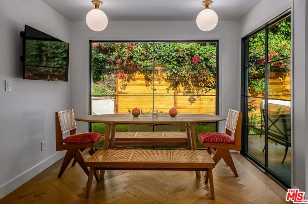 1625 Queens Rd, Los Angeles CA  90069-1430 exterior