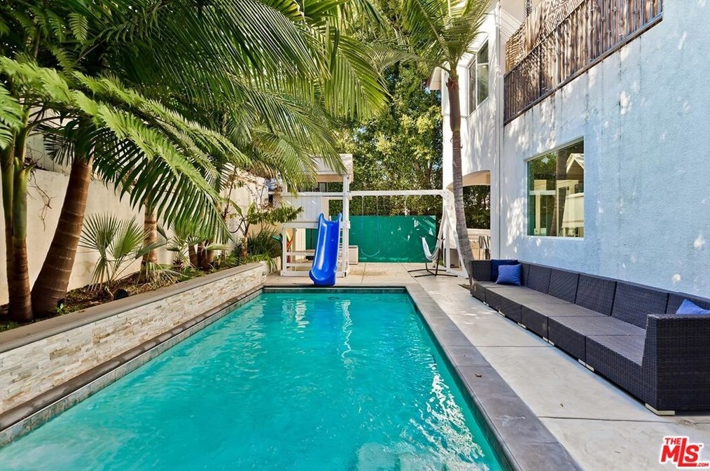 9320 Oakmore Rd, Los Angeles CA 90035-4024 exterior