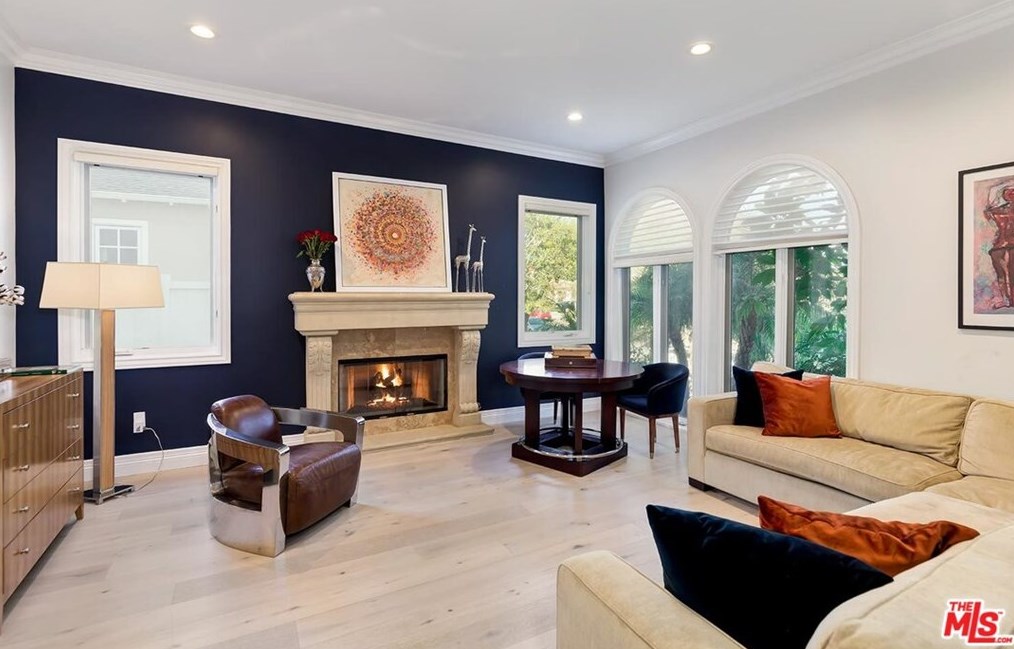 9320 Oakmore Rd, Los Angeles CA 90035-4024 exterior