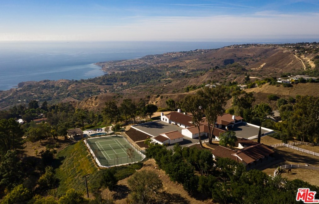 17 E Crest Rd, Palos Verdes Estates, CA 90274