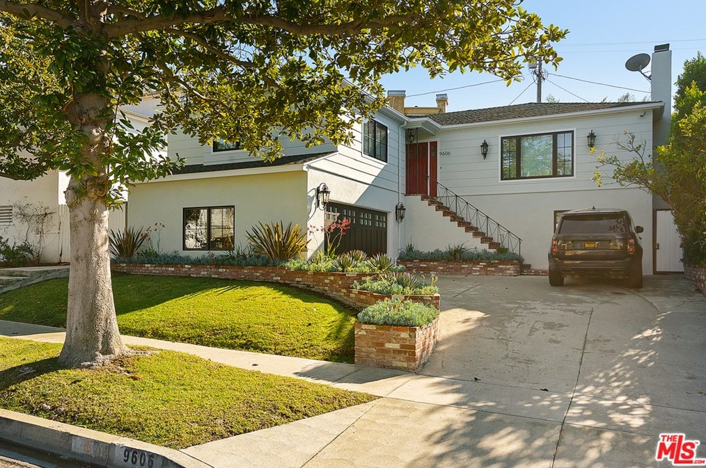 9606 Cresta Dr, Los Angeles CA  90035-4004 exterior