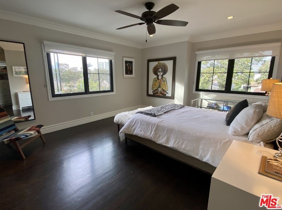 9606 Cresta Dr, Los Angeles CA  90035-4004 exterior