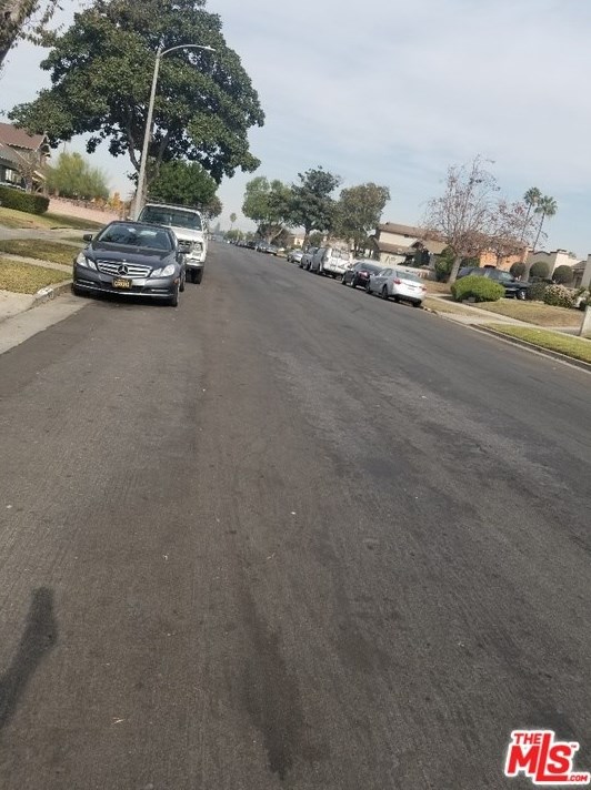 5465 9th Ave, Los Angeles CA  90043-2521 exterior