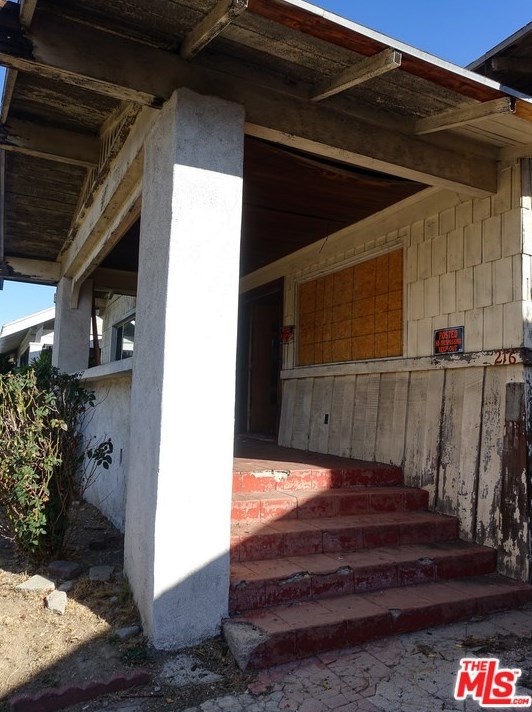 216 Coronado St, Los Angeles CA  90057-1410 exterior