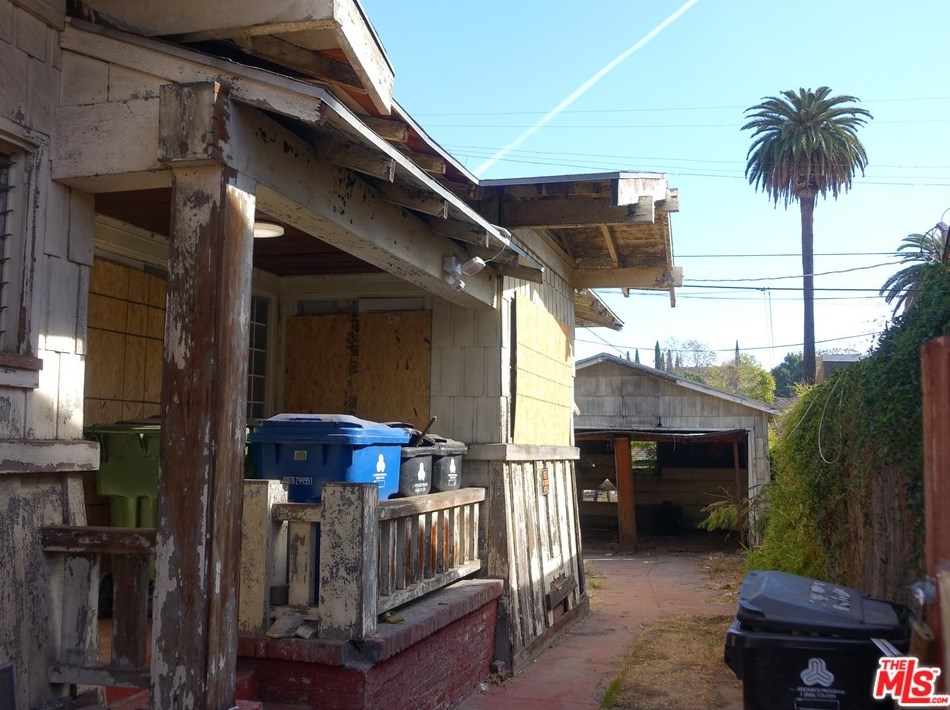 216 Coronado St, Los Angeles CA  90057-1480 exterior