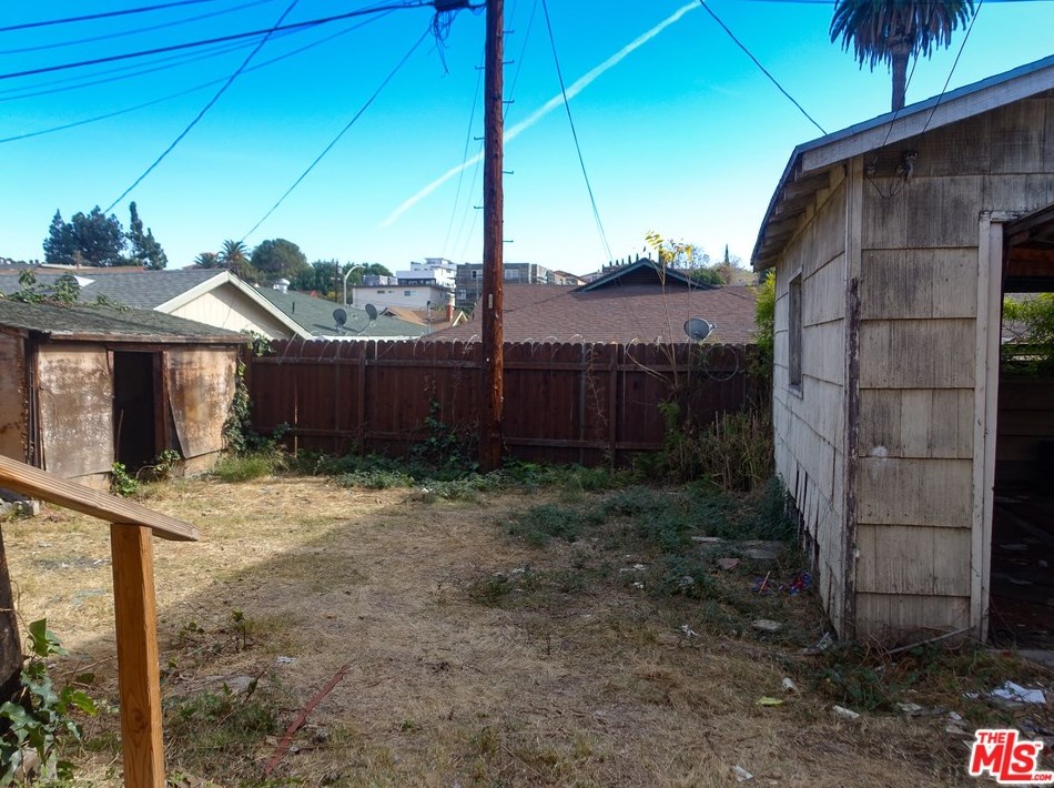 216 Coronado St, Los Angeles CA  90057-1480 exterior