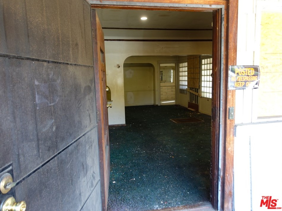 216 Coronado St, Los Angeles CA  90057-1480 exterior