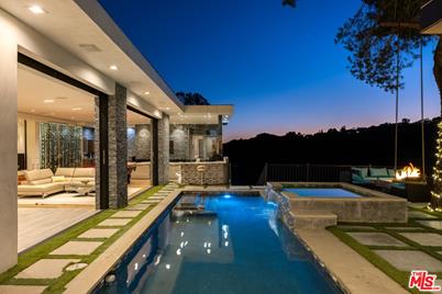3001 Benedict Canyon Drive - Photo 1
