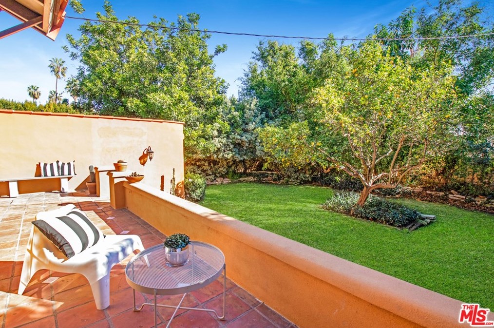 10642 Esther Ave, Los Angeles CA  90064-3203 exterior