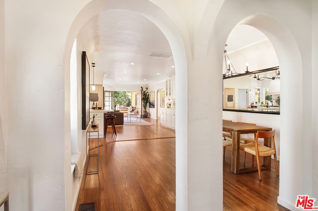 10642 Esther Ave, Los Angeles CA  90064-3203 exterior