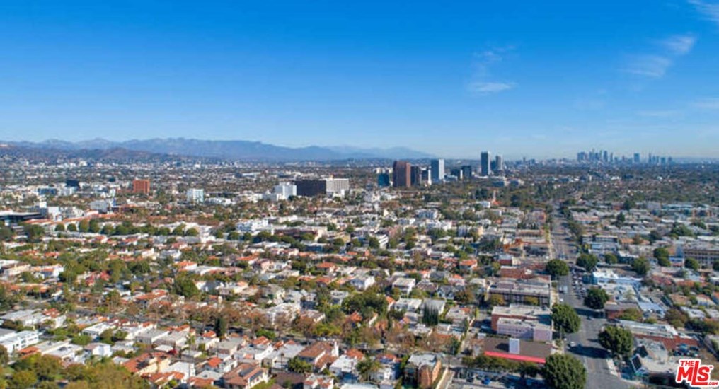 2131 Century Park Ln, Los Angeles CA  90067-3313 exterior