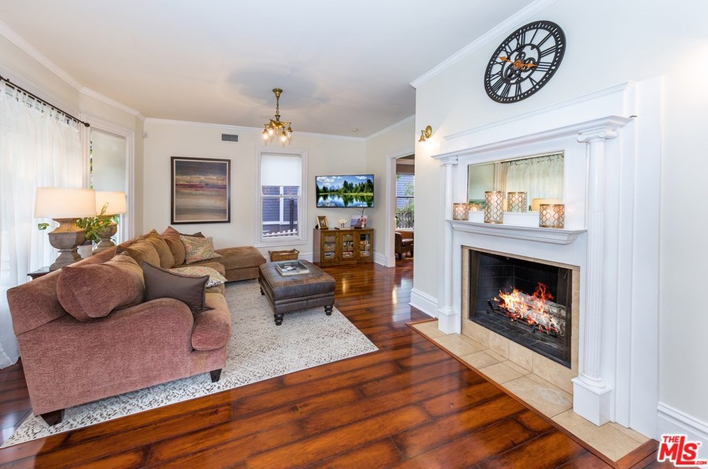 1046 Garfield Ave, Pasadena CA 91104-3532 exterior